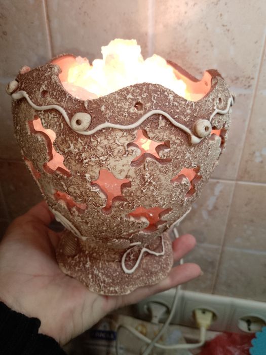 Продам соляную лампу.