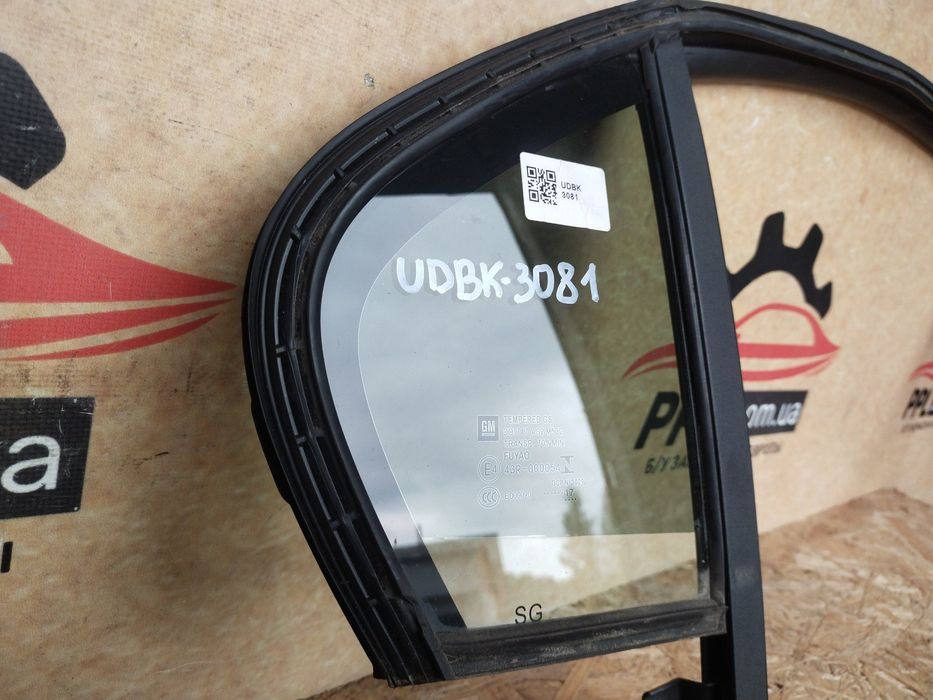 Chevrolet Aveo T300 Sonic 11- седан стекло двери заднее правое глухое