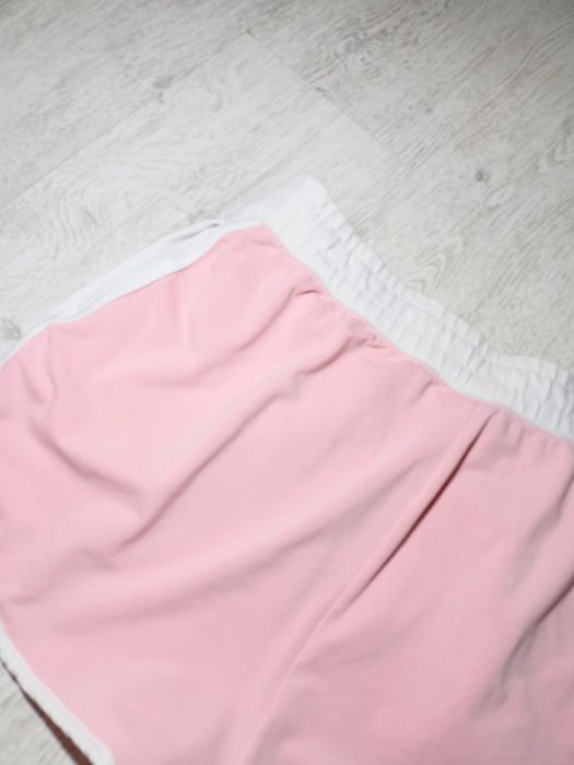 Krótkie spodenki Nike. Rozmiar XL