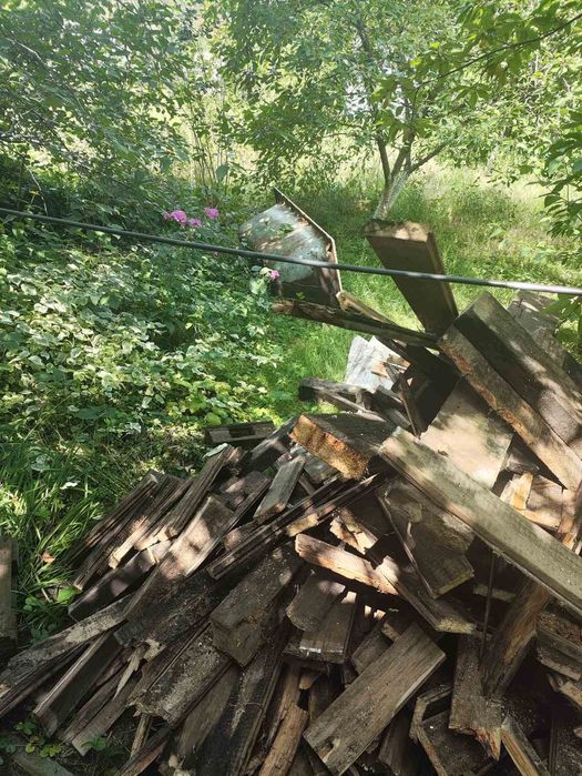 Віконні рами підони стара мебель топити те що треба