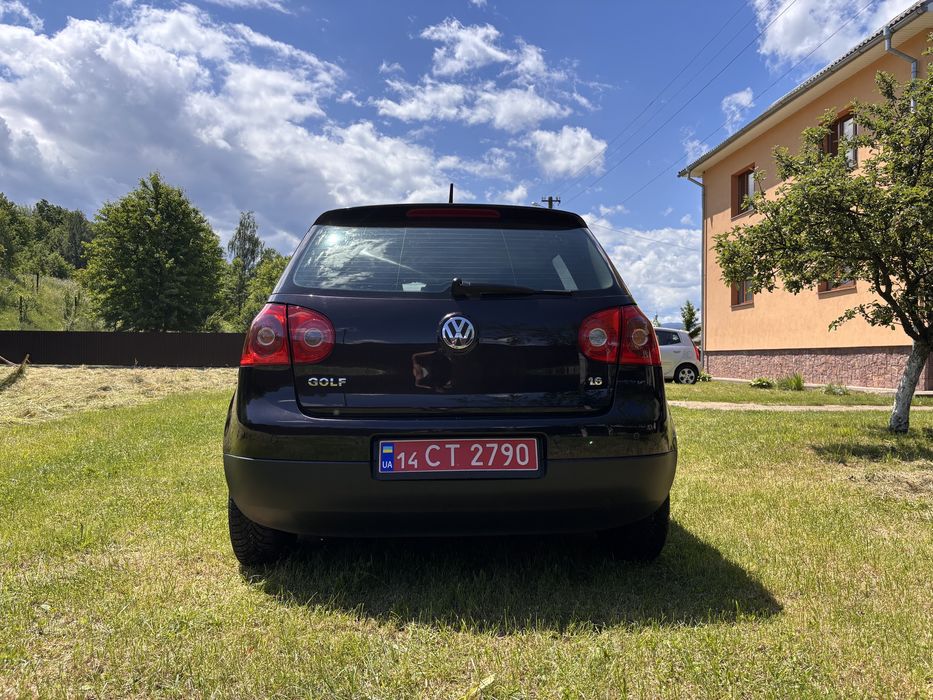 Golf 5 Обслужений
