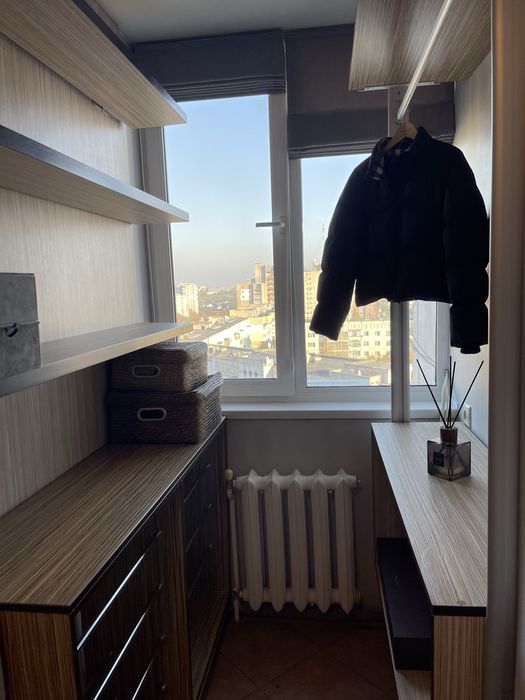 3-кімн. Квартира 100 м.кв (р-н Панчішна ф-ка)