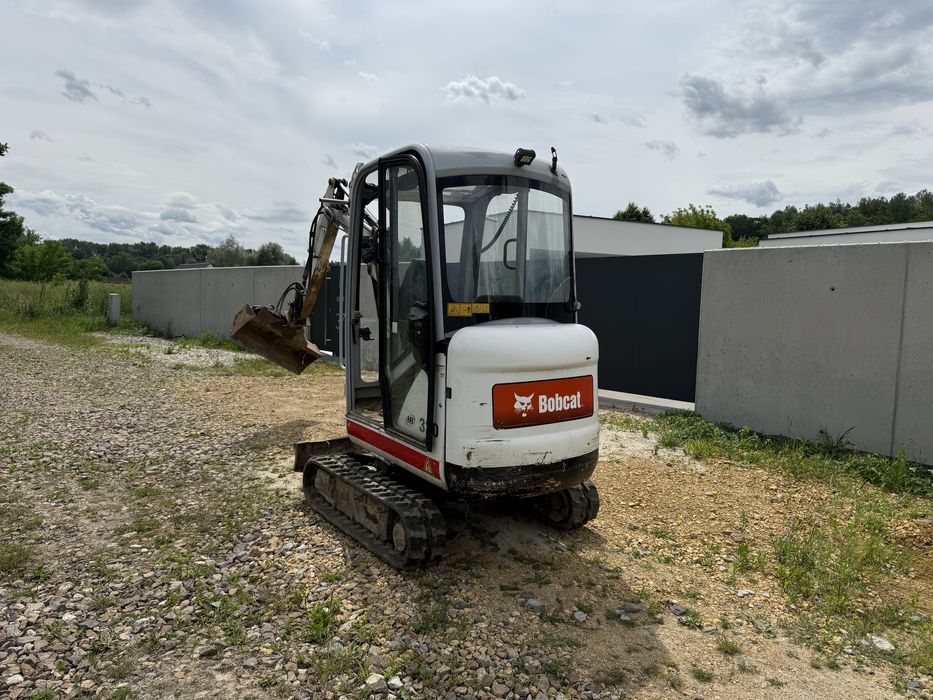 Minikoparka Bobcat 320