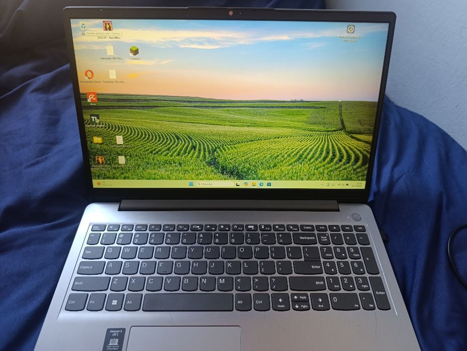 Sprzedam laptop Lenovo