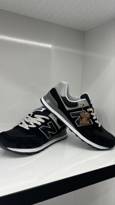 Кросівки New Balance 574 чорні (41–46)