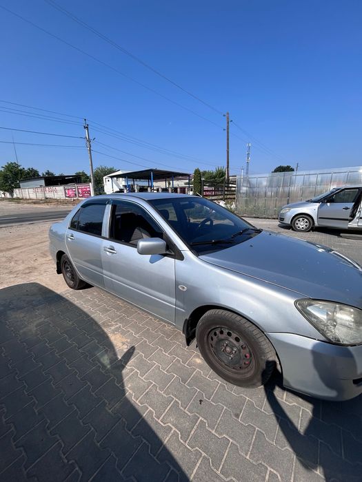 Терміново Лансер 9 в доброму стані