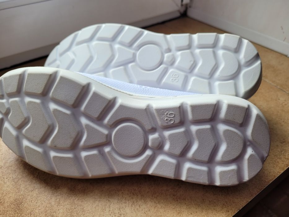 Buty  damskie  dziewczece 36