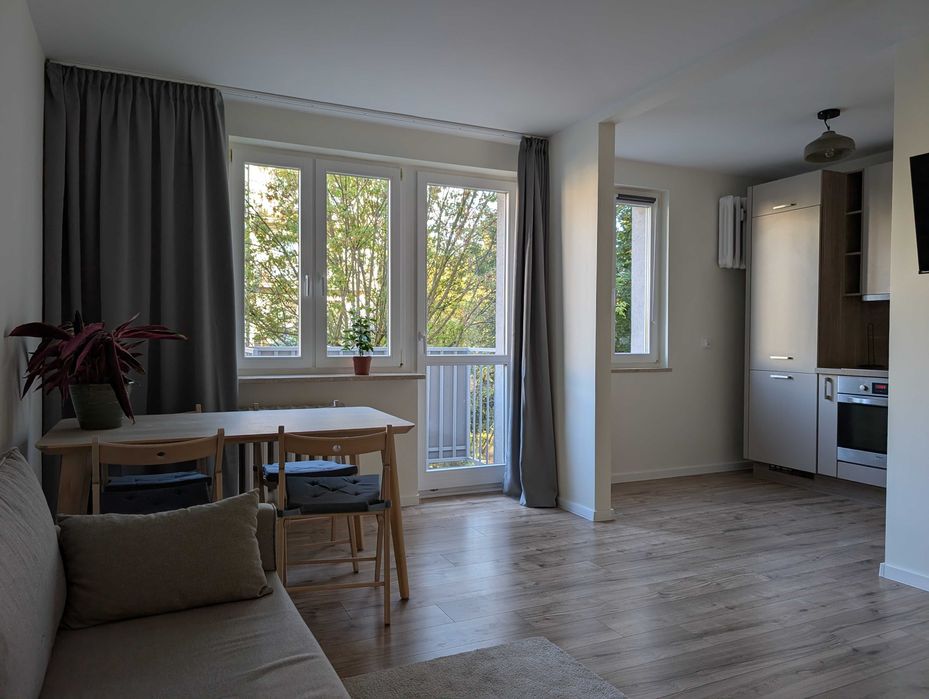Kawalerka po remoncie | balkon | 7 min do PKP | 29 m²