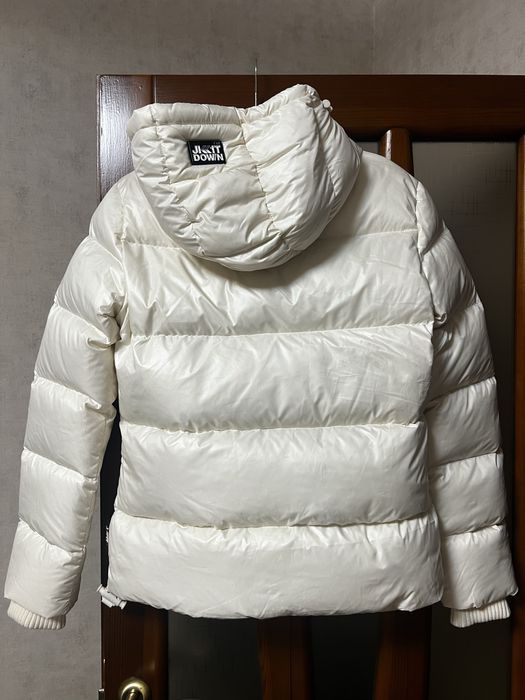 Продам новый пуховик