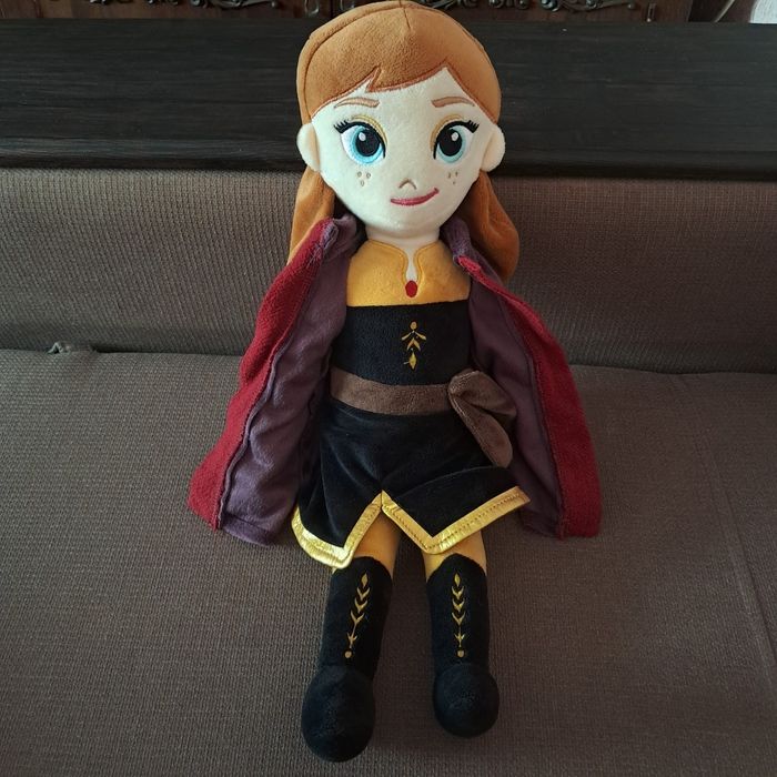 М'яка іграшка принцесса Анна