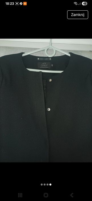 Piekny cienki płaszczyk