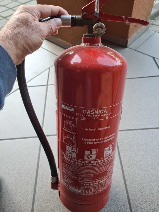 Gaśnica proszkowa 6 kg