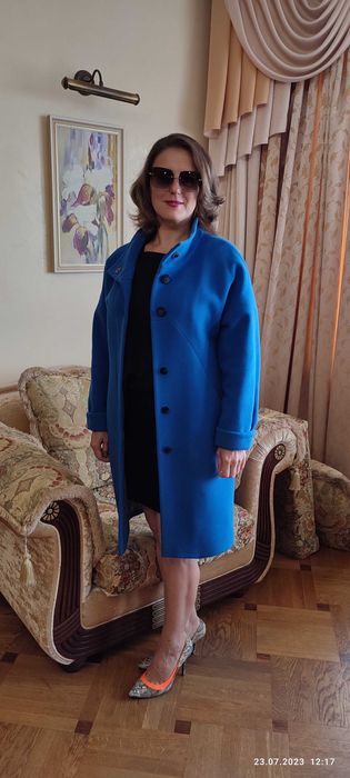 Продам пальто осінь - весна