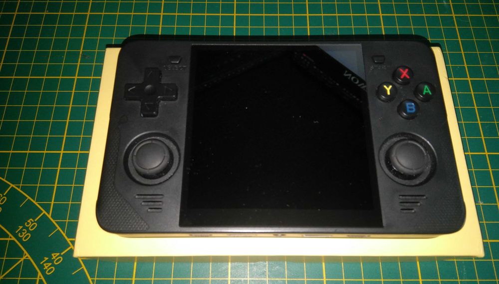 Powkiddy RGB30 handheld – Twoje retro centrum rozrywki!