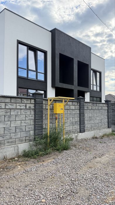 Теоміново продам готовий котедж р-н Нового Двору / Щасливого,вул, Серпанкова Є-Оселя