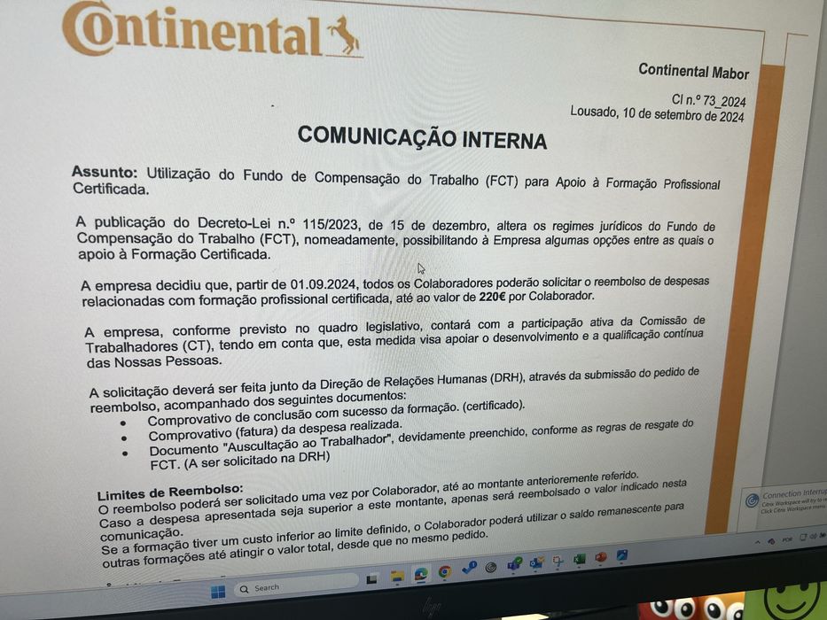 Sapatilhas Nike bege e azul tamanho 42.5