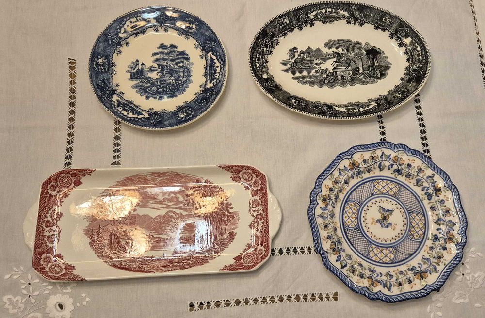 Pratos Antigos Porcelana