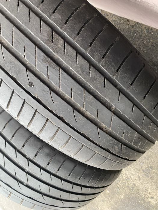 235/50/18 Laufenn  2 шт