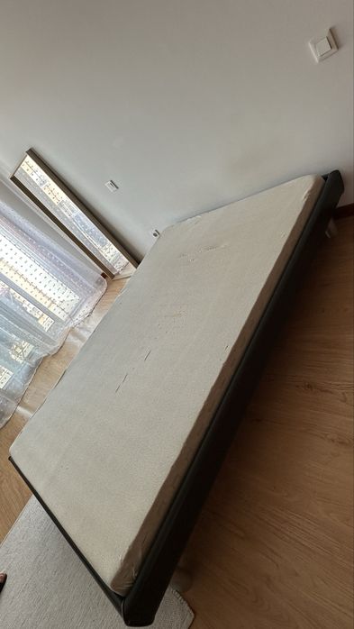 Cama e estrado 140x200