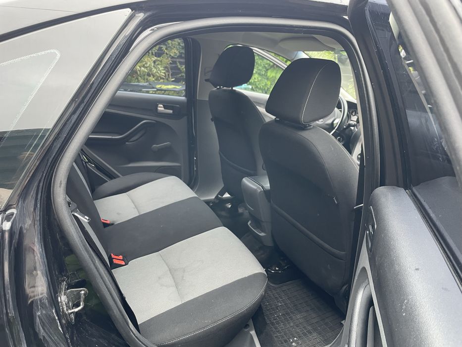 Продам Ford focus 2011