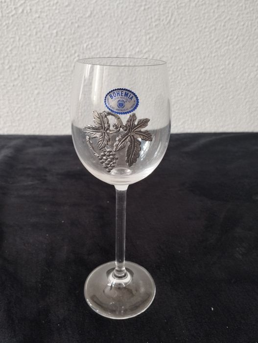 Bohemia Glasses with Tin Application443550835263426561