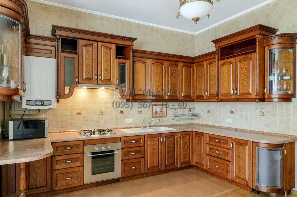 Продам 2-рівневу квартиру в центрі міста в елітній новобудові
