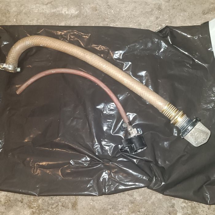 Zestaw węży ssący + przelewowy do agregatu malarskiego GRACO GX21