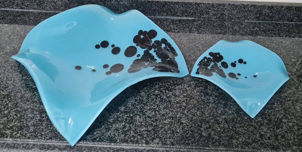 Conjunto 2 pratos vidro decorativos