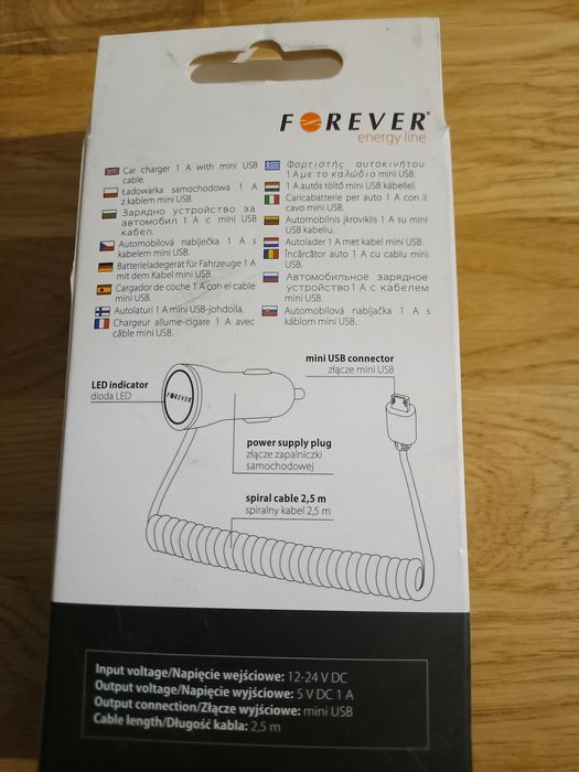 Ładowarka samochodowa do telefonów