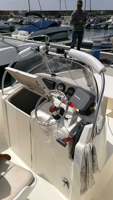 Barco muito bom a navegar