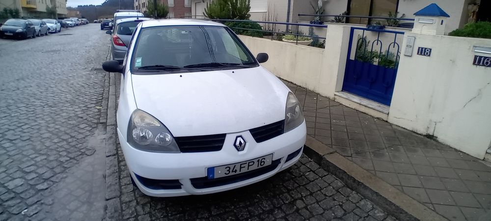 Renault clio comercial 2008