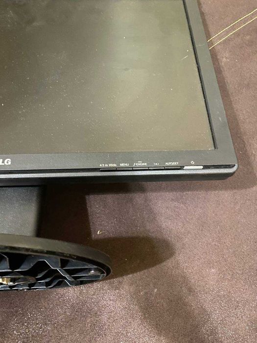 Монітор 20" LG Electronics W2042S