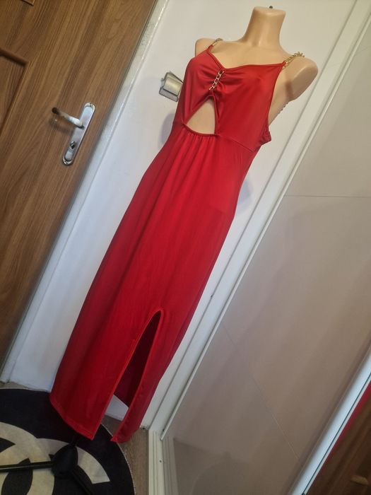 Czerwona sukienka