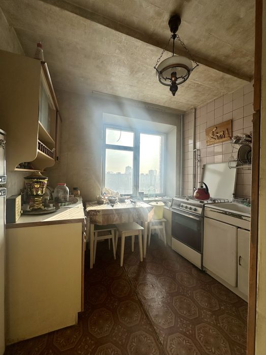 Без% 4к Флоренції 9 Дніпровський Лівобережна Русанівка 95 м2 ГЕНЕРАТОР