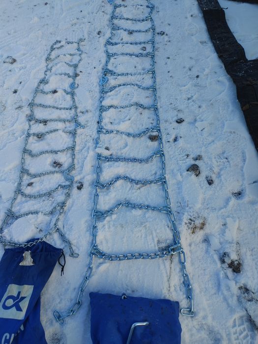 Ланцюги на колеса уаз . газ 66  зіл 131 джипи фура