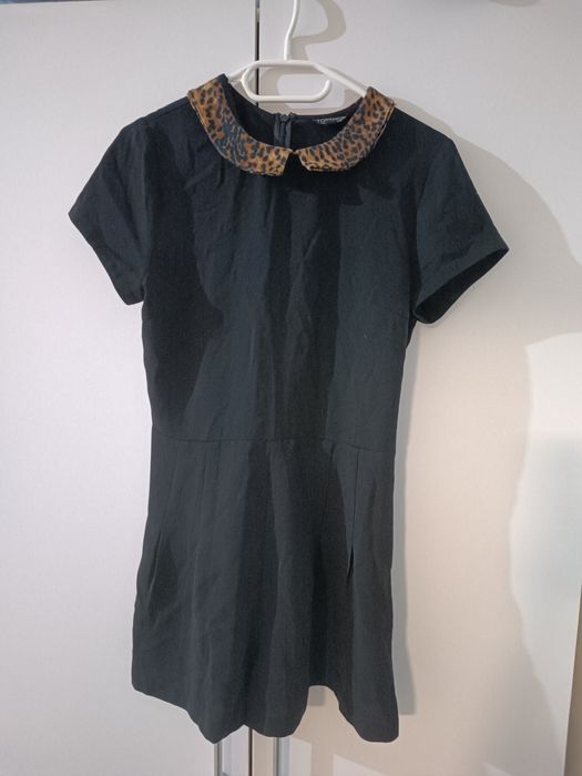 Чорне маленьке плаття-шорти S/M
комбінезон
на спинці потаємна змійка
к