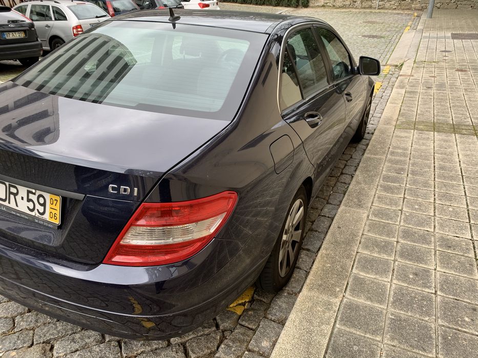 Mercedes-Benz C 220 CDI Classic – Nacional – Excelente Estado