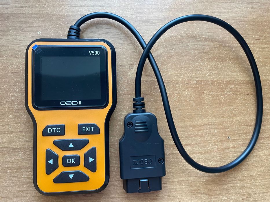 Сканер OBD2 V500