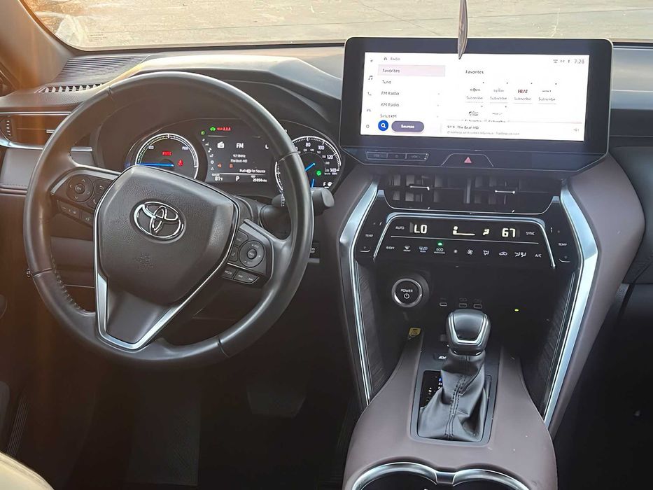 Toyota Venza      2022