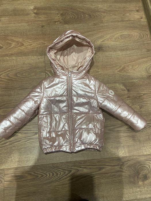 Весняна  курточка для дівчинки