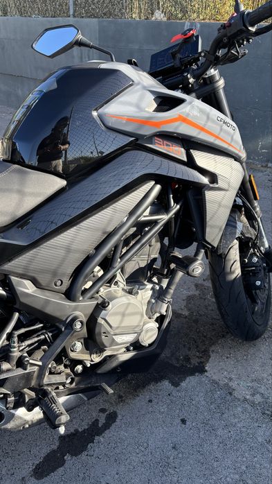 CFMoto 300NK de 2024 (Interessado em Trocas)