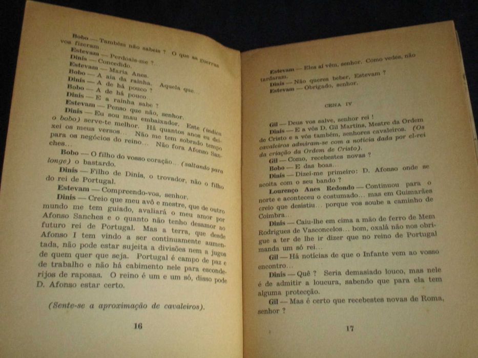 Livro Auto da Rainha Santa Santos Simões 1956