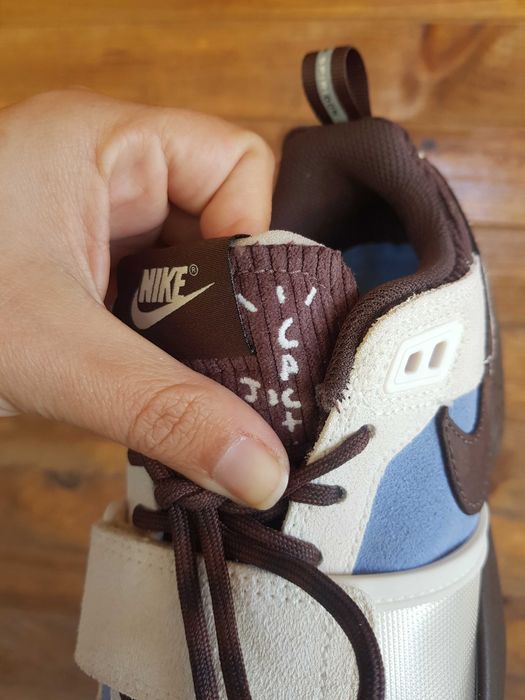 Nike Zoom Field Travis Scott “Leche Blue”