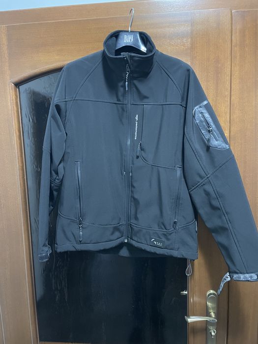 Kurtka Softshell