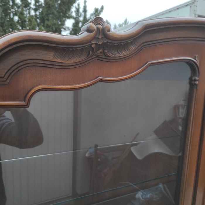 Witryna wahrings drewno orzech