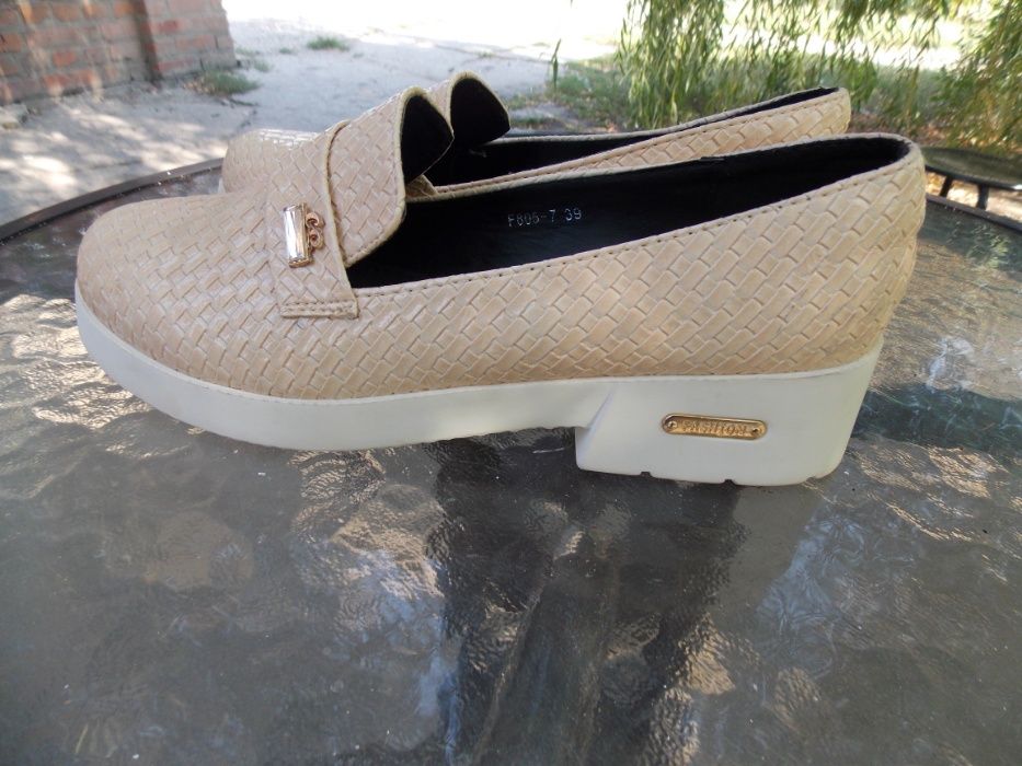 Туфли женские 38 разм