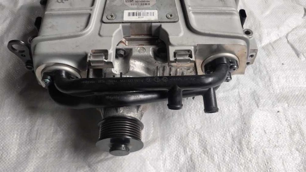 Компресор наддуву повітря Audi Q7 Q7 A4 A5 A5 A7 A8 06E145601AN