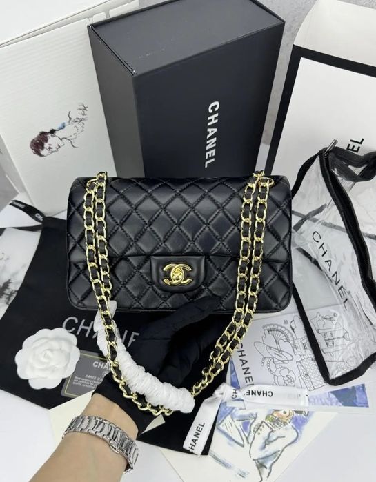 Преміум сумка жіноча Chanel з ремінцем на ланцюжку, шкіряна чорна .