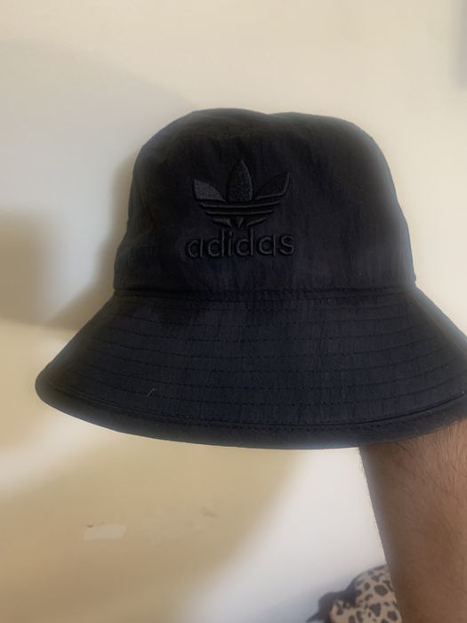 Bone levis  & boné NY & LA & boina kangol original