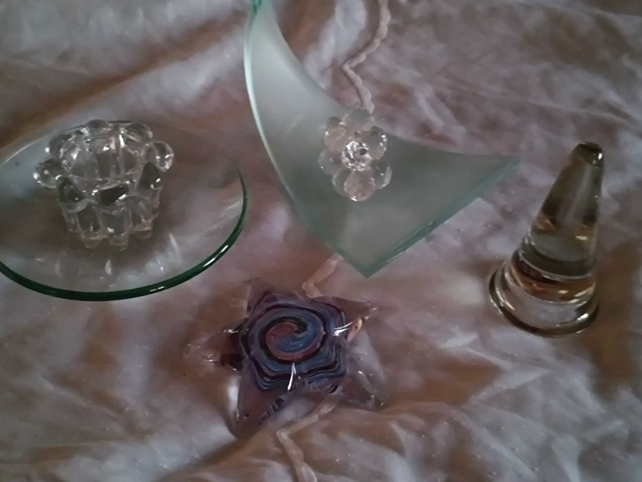 Exquisite decorative glass items431195386629345281